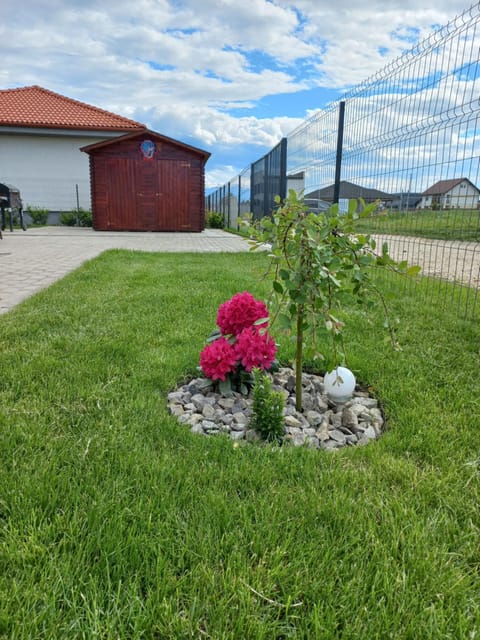 Garden, Garden view