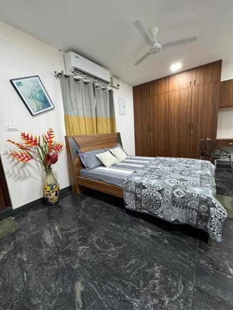 comfortable studio room Apartment in Chennai