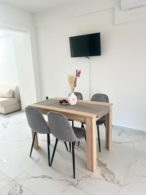 Ionia's Comfort Appartments -2nd floor Apartment in Central Athens Regional Unit, Greece