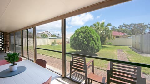 Tullys Beach House House in Iluka