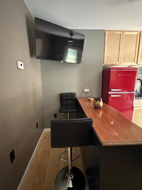 TV and multimedia, Dining area