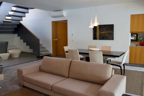 Living room, Seating area, Dining area