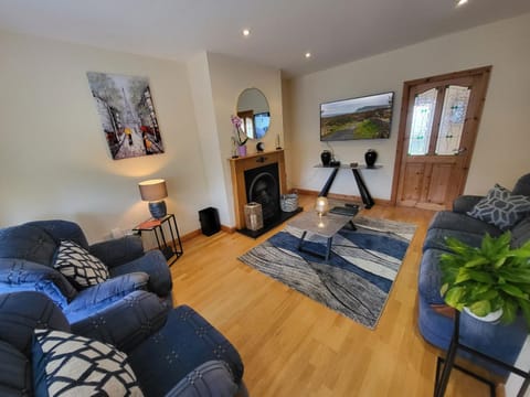 Communal lounge/ TV room, Living room