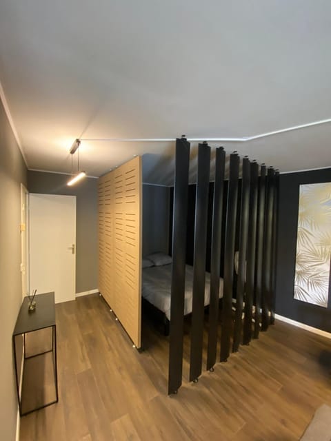 Appartement Claudel Netflix centre-ville Apartment in Montigny-le-Bretonneux