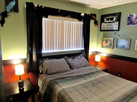 Bed, Bedroom