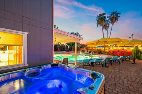 Outdoor Oasis Pool Sport Court Arcade Put Put House in Phoenix