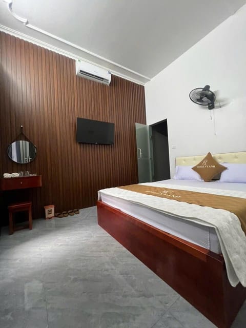 NHÀ NGHỉ VY ANH Bed and Breakfast in Hanoi