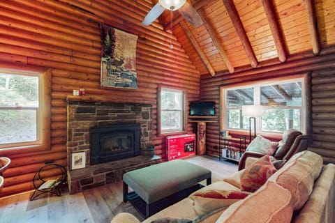 Gap Creek Cabin House in Swain County