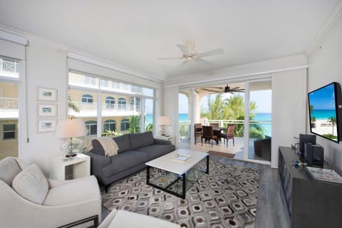 Beachcomber 18 Apartment in Grand Cayman