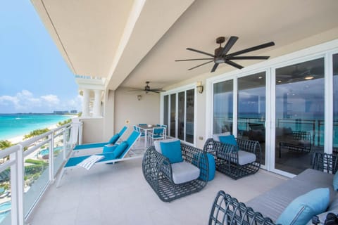 Beachcomber 30 Apartment in Grand Cayman