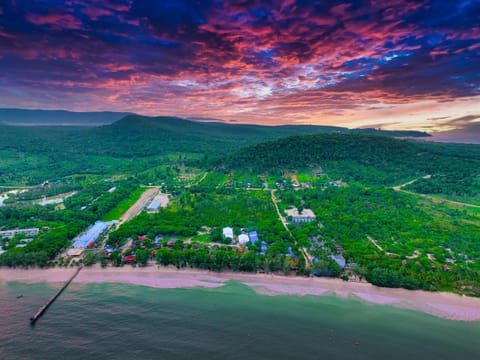 Bird's eye view, Sea view