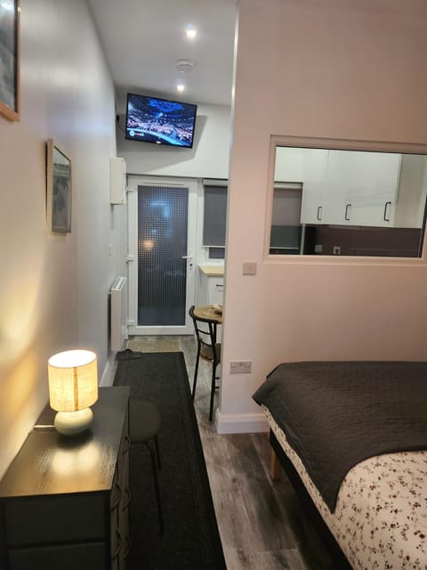 Dublin Deluxe Twin or king bed Studio Near Airport & City Apartment in Dublin