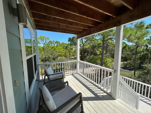 One Day House in Saint George Island