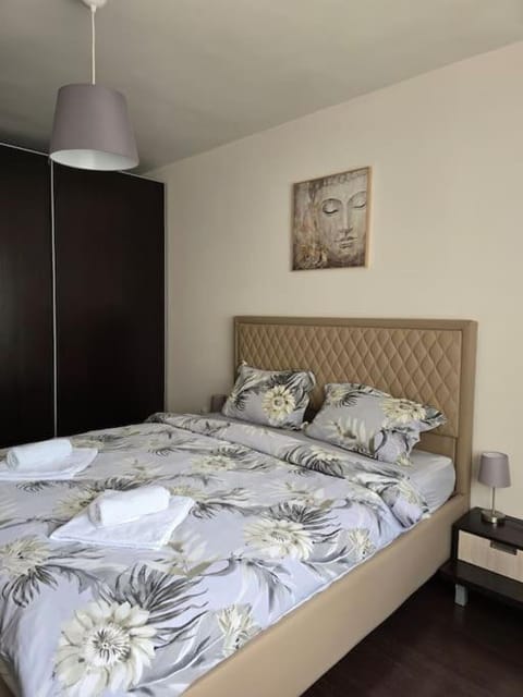 Family Suite Apartment in Sofia