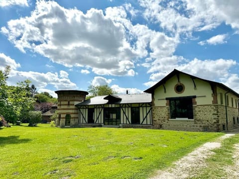 Au Grand Domaine Vert de Reims House in Reims