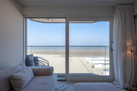 View (from property/room), Balcony/Terrace, Sea view