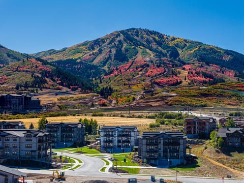 Minutes to Deer Valley East Village and Jordanelle Reservoir House in Jordanelle Reservoir