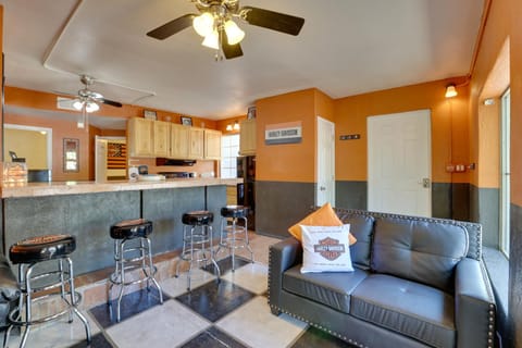 Patio with Desert Views Apache Junction Abode House in Gila County