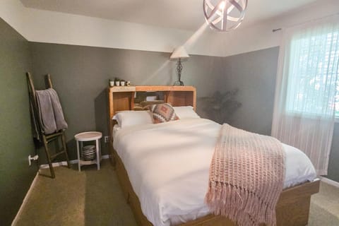 Lake Sutherland Surprise House in Lake Sutherland