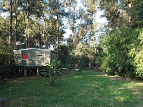 Casa isleña con bajada al río, plena naturaleza House in Rincón de Milberg