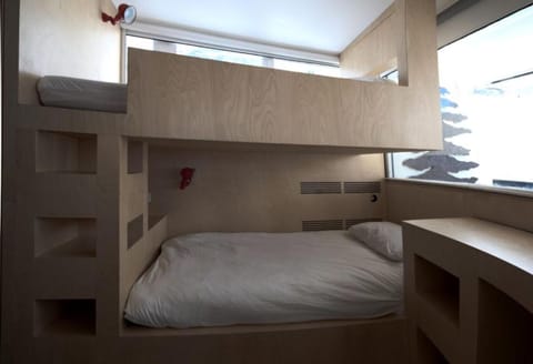 Résidence Aravis - Appartement moderne & lumineux · Centre station · Balcon MAE-0124 Apartment in Les Allues