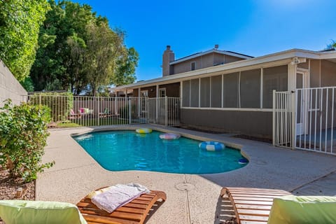 Patio, Pool view, Swimming pool, sunbed