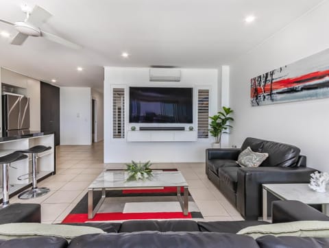 Ocean View Haven at Paradiso Apartment in Kingscliff