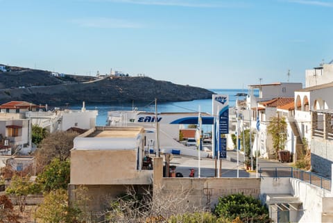 Panana Irida Kythnos Apartment in Kea-Kythnos