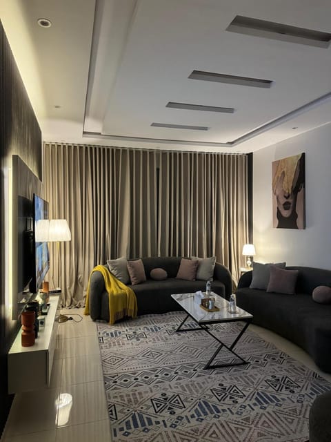 شقة فاخرة وهادئة بغرفتين نوم Apartment in Jeddah