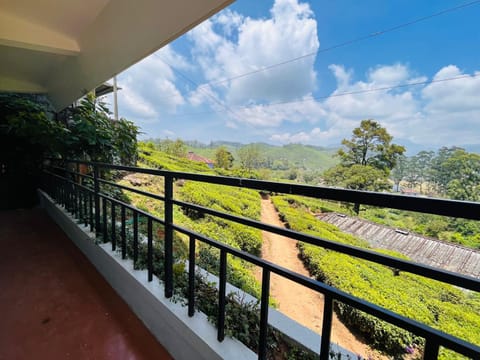 Natural landscape, Balcony/Terrace, Garden view, Mountain view