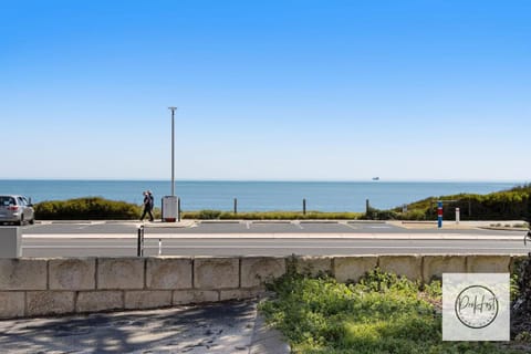 Oceanfront Oasis Apartment in Bunbury