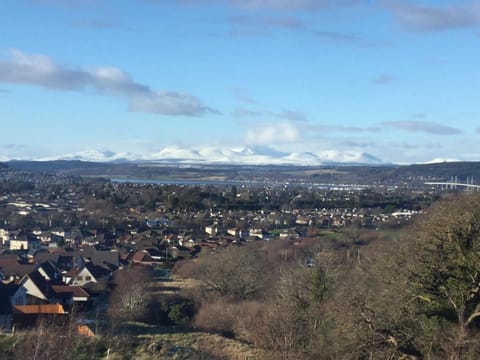 City view, Mountain view