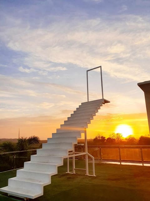 Day, Natural landscape, Balcony/Terrace, Sunrise