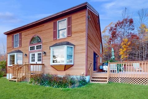 Green Mountain Sunrise Haus in West Dover