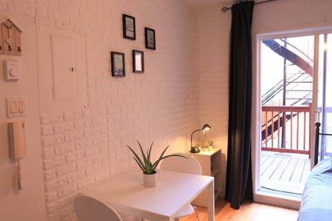 Cozy studio in montreal Apartment in Longueuil