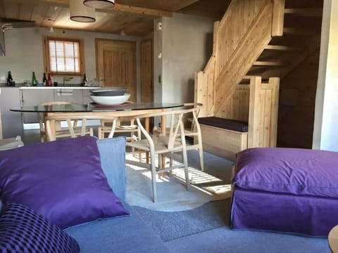 Lovely 4 bedroom apt ski-in ski-out with sauna Apartment in Les Houches