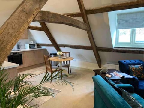 Stunning characterful newly refurbished flat Wohnung in Tetbury