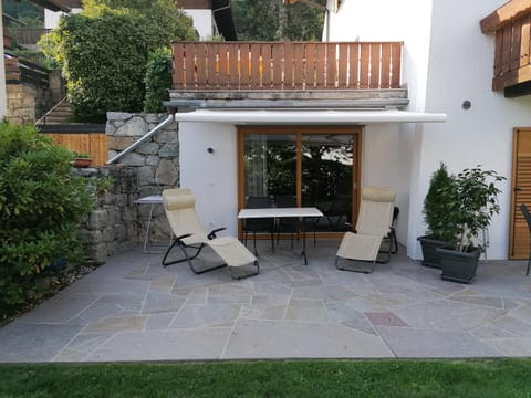 Seating area, Garden view