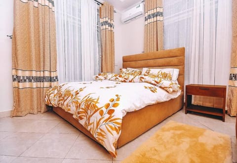 Spacious House Strong Wi-Fi in MBEZI BEACH Apartment in City of Dar es Salaam