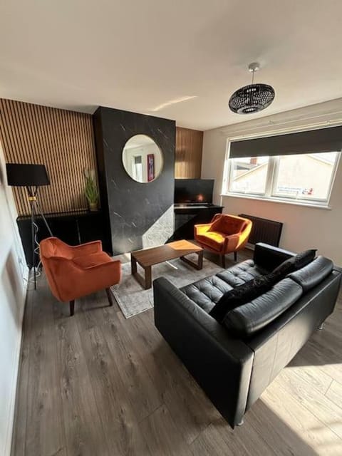 Recently renovated 3 bedroom property Apartamento in Lisburn