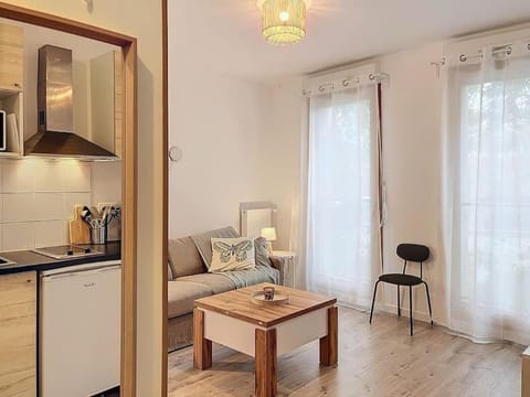 Appartement cocon entre Paris et Disneyland Apartment in Noisy-le-Grand