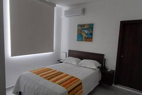 Bed, Photo of the whole room, Bedroom, air conditioner