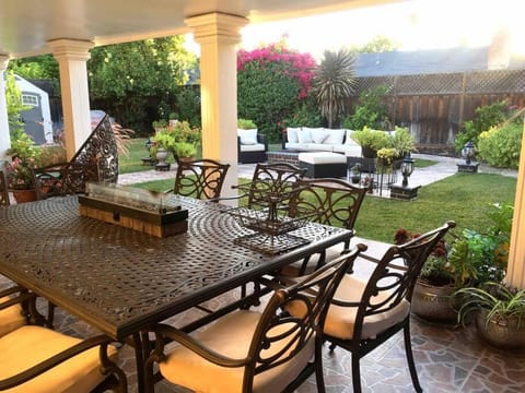 Gorgeous House In A Great San Jose and Campbell Area Hôtel in Campbell