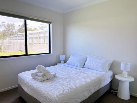 Theme Park Retreat Coomera 5 Beds Villa Villa in Coomera