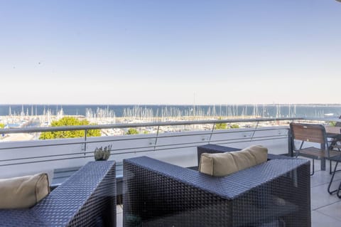 Balcony/Terrace, Seating area, Sea view