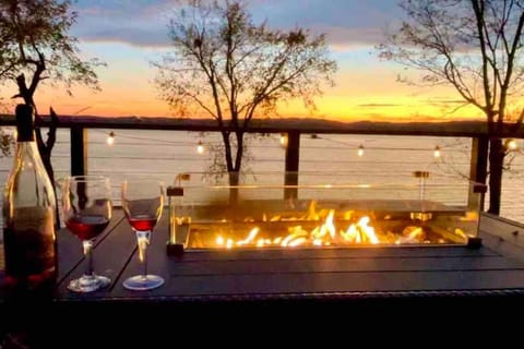 Lake view, Sunset, fireplace