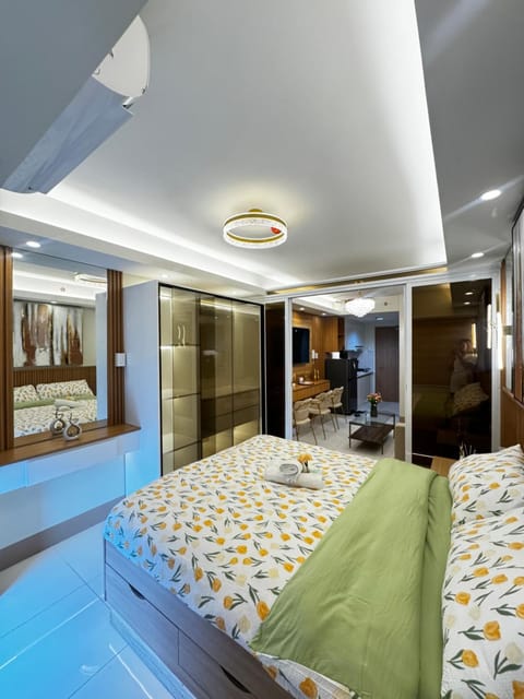 Grand Suites Shore 3 Residences Apartment in Pasay