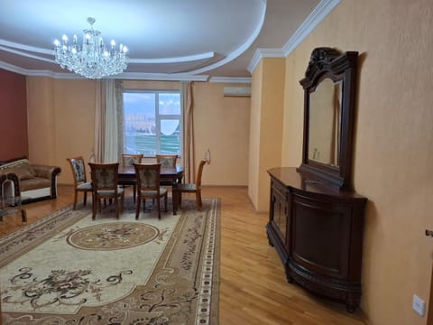 Apartment near the Museum Center Apartment in Baku