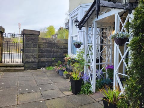 Property building, Garden, Garden view