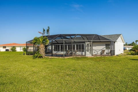 Hutt Haven Casa in Port Charlotte